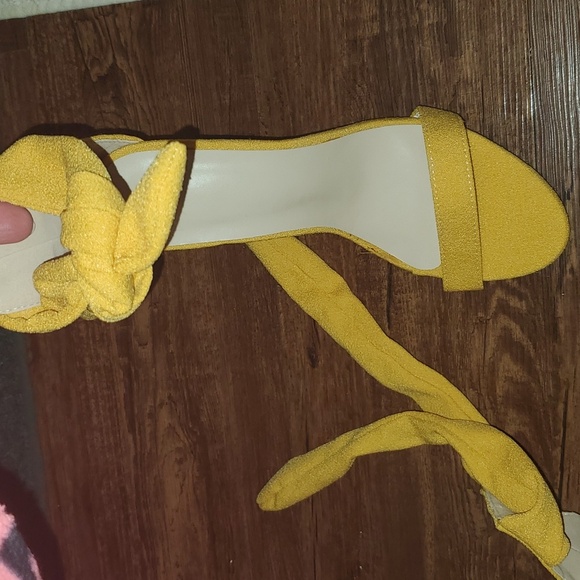 DaVanck Women's High Thin Heel Ankle Big Bowknot Sandals Yellow Size 40 = USA 9 - Picture 5 of 11